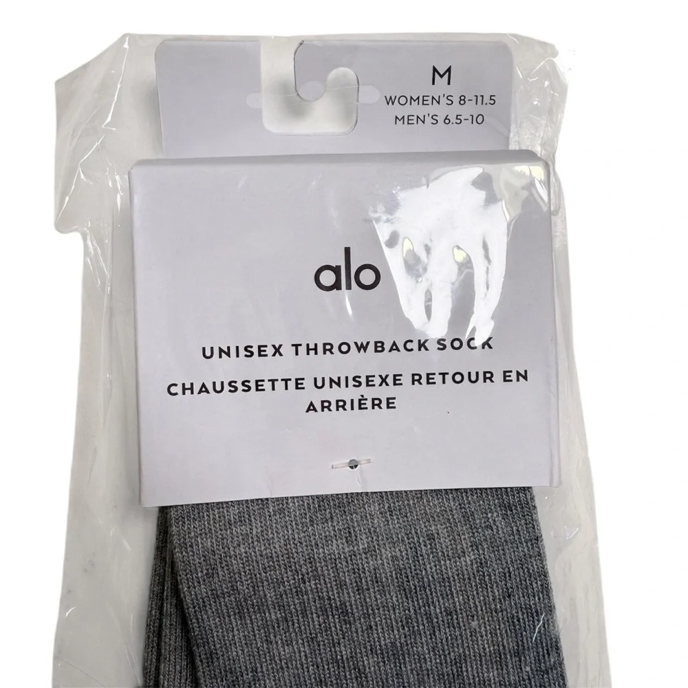 Alo Yoga Unisex Throwback Socks Athletic Crew Socks NWT‎